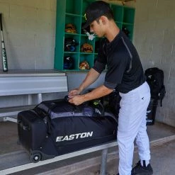 Easton Tank Pro Wheeled Player/Catcher's Bag: 8072679 17 Easton Tank Pro Wheeled Player/Catcher's Bag: 8072679 -Diamond Sport Gear Online Shop 080520 Easton Day2 Baseball5471