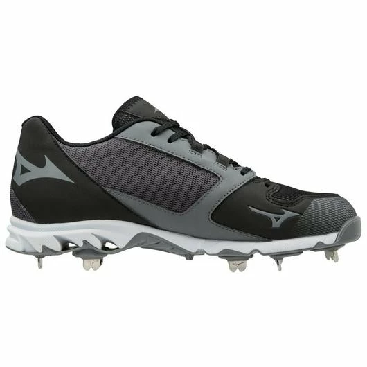 Mizuno 9-Spike Dominant 2 Men's Metal Baseball Cleats: 320561 6 Mizuno 9-Spike Dominant 2 Men's Metal Baseball Cleats: 320561 - Image 4