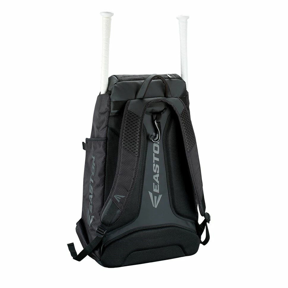 Easton E610 Catcher's Backpack: E610CBP 5 Easton E610 Catcher's Backpack: E610CBP - Image 3