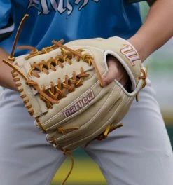 Marucci Oxbow M Type 44A6 11.75" Baseball Glove: MFGOXM44A6 14 Marucci Oxbow M Type 44A6 11.75" Baseball Glove: MFGOXM44A6 -Diamond Sport Gear Online Shop MFGOXM44A6 2 83744.1623088447