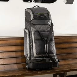 Easton Tank Pro Wheeled Player/Catcher's Bag: 8072679 16 Easton Tank Pro Wheeled Player/Catcher's Bag: 8072679 -Diamond Sport Gear Online Shop MG 3990