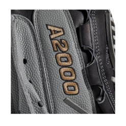 Wilson A2000 FPCM 34" SuperSkin Fastpitch Catcher's Mitt: WBW10021834 15 Wilson A2000 FPCM 34" SuperSkin Fastpitch Catcher's Mitt: WBW10021834 -Diamond Sport Gear Online Shop WBW100218 5 A2000 C FPCM 34 GraySS Black