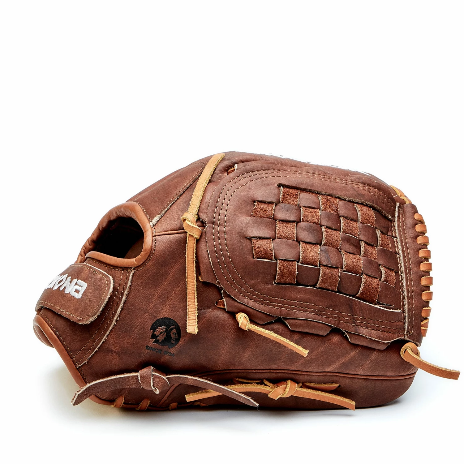 Nokona Walnut 12.5" Fastpitch Glove: W-V1250 5 Nokona Walnut 12.5" Fastpitch Glove: W-V1250 - Image 3