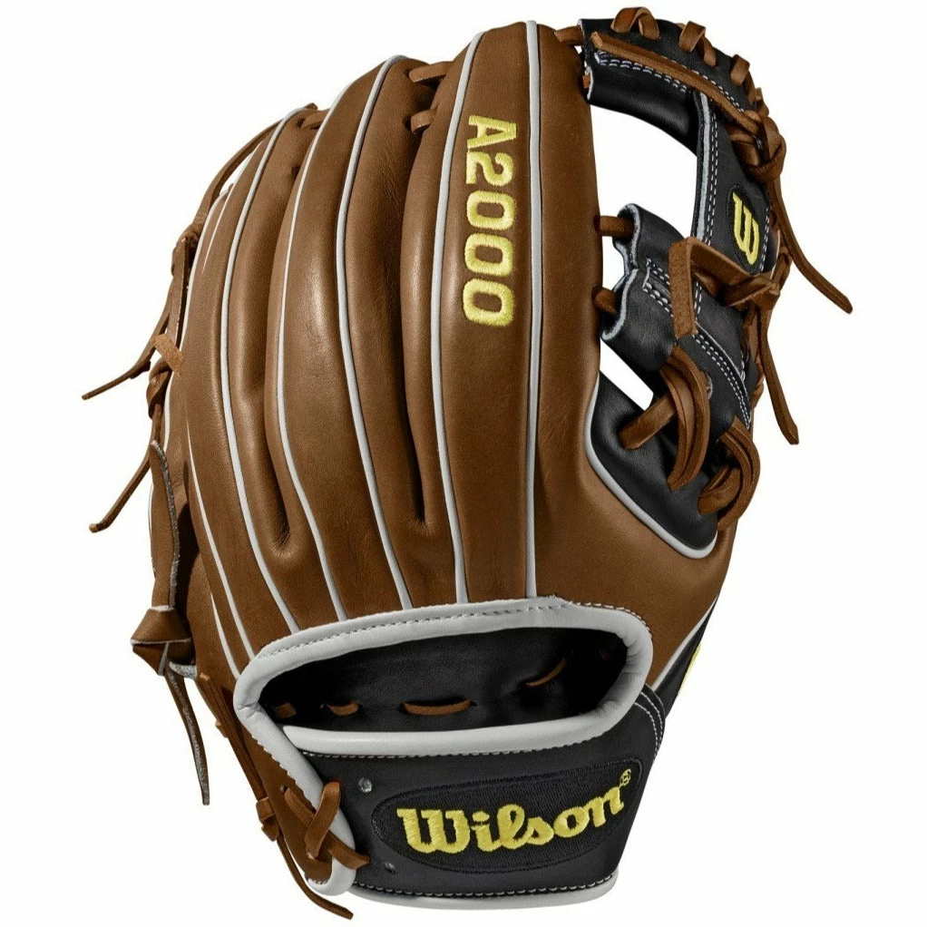 Wilson A2000 1788 11.25" Baseball Glove: WTA20RB191788 3 Wilson A2000 1788 11.25" Baseball Glove: WTA20RB191788