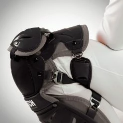 All Star AFx Fastpitch Catcher's Leg Guards: LGW-AFX 11 All Star AFx Fastpitch Catcher's Leg Guards: LGW-AFX -Diamond Sport Gear Online Shop afx lg linq detail bk 1